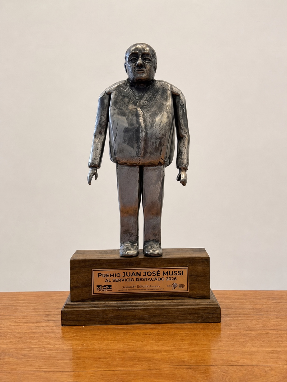 Premio Juan José Mussi realizado en hierro y acero